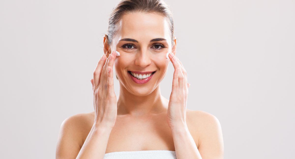 woman cleansing face-how to get rid of premature wrinkles
