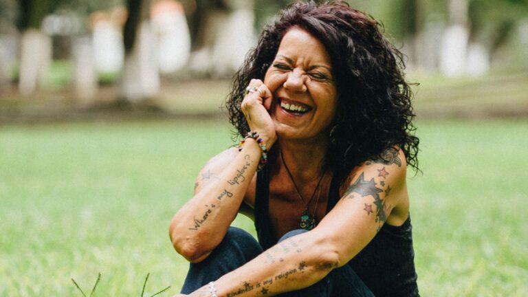 From Bankrupt Hairstylist to 6 Figure Blogger-8 Things I Did That Anyone Can Do