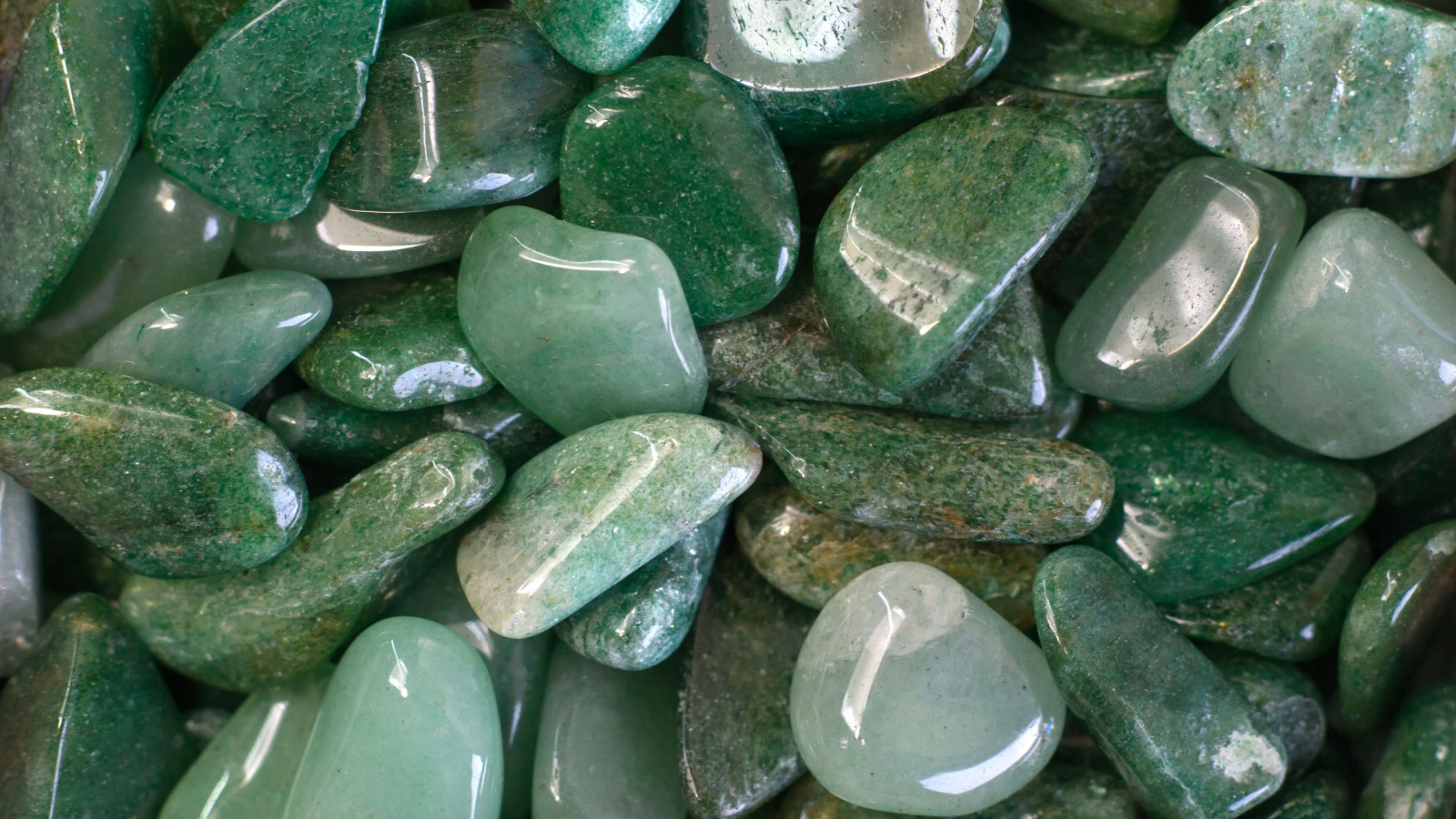 green aventurine gemstone