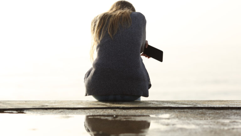 I FaceTimed My Dead Mother and Regret Doing That