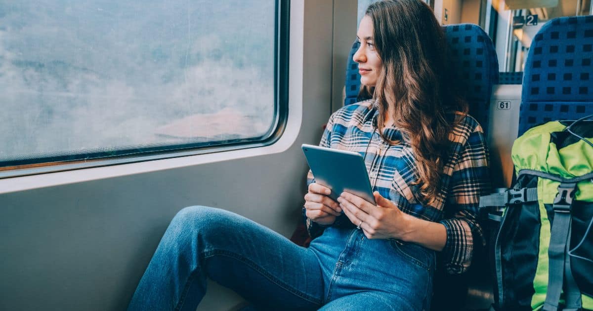 solo female traveler