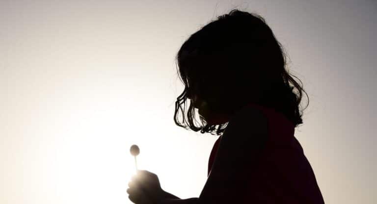 10 Hidden Signs You Were Raised by Toxic Parents