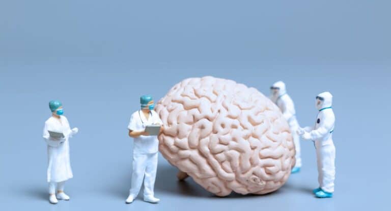 5 Common Bad Habits to Stop Right Now to Protect Your Memory!