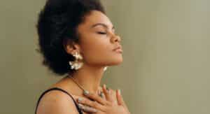 self-love checklist beautiful dark woman