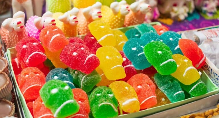 15 Ways Sugar Is Quietly Damaging Your Body, Brain, and Skin