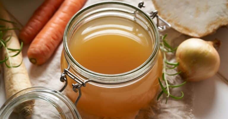 10 Powerful Benefits of Bone Broth Most People Over 60 Don’t Know About